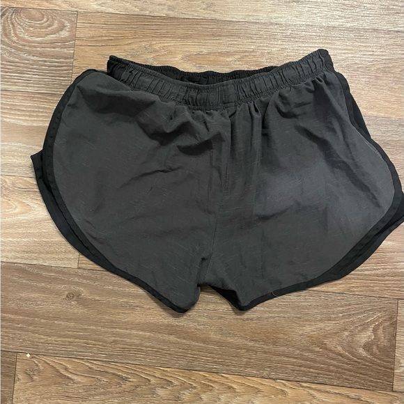 Shorts - Picture 2 of 2